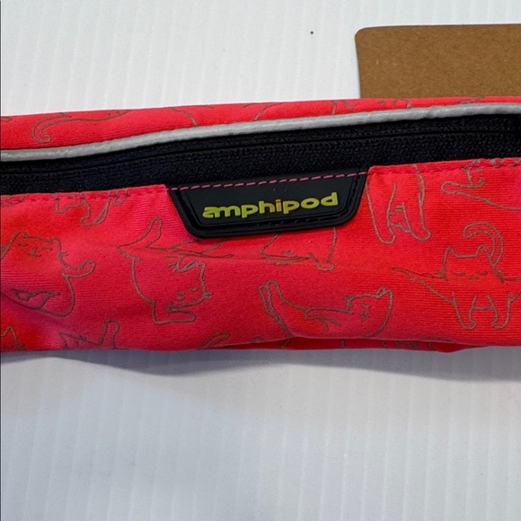 Amphipod Refelctive Cats Stretchy Waist Belt New!! - Picture 2 of 7